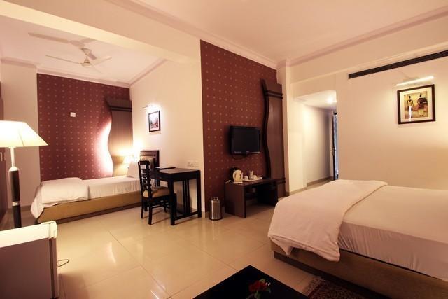 Shiva Oasis Resort Neemrana Quarto foto